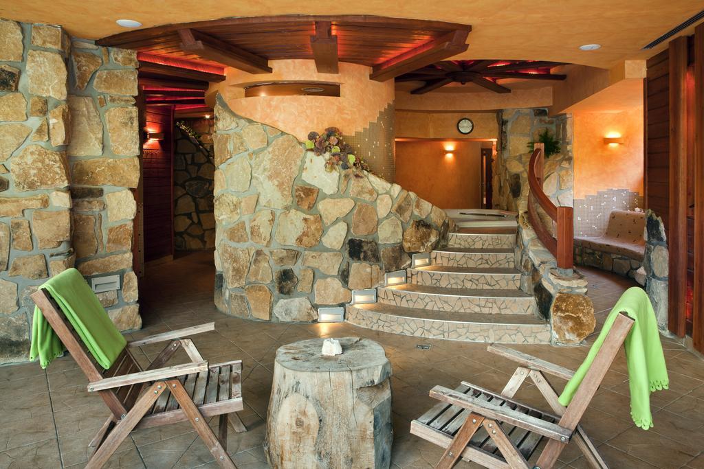 Hotel Velveta Szpindlerowy Młyn Zewnętrze zdjęcie