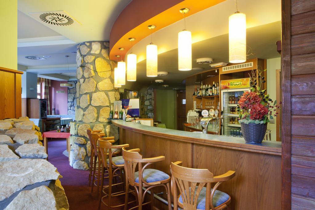 Hotel Velveta Szpindlerowy Młyn Zewnętrze zdjęcie