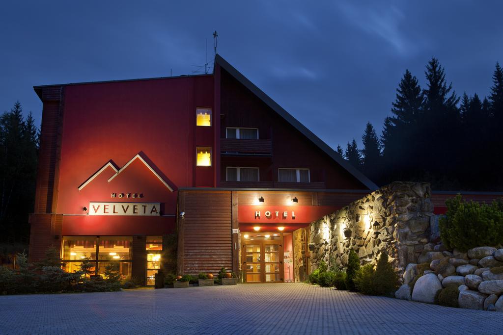 Hotel Velveta Szpindlerowy Młyn Zewnętrze zdjęcie