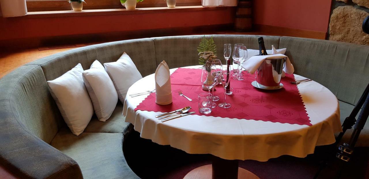 Hotel Velveta Szpindlerowy Młyn Zewnętrze zdjęcie