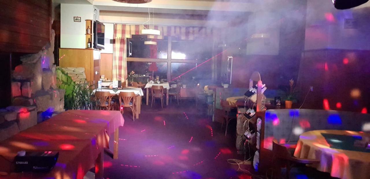 Hotel Velveta Szpindlerowy Młyn Zewnętrze zdjęcie