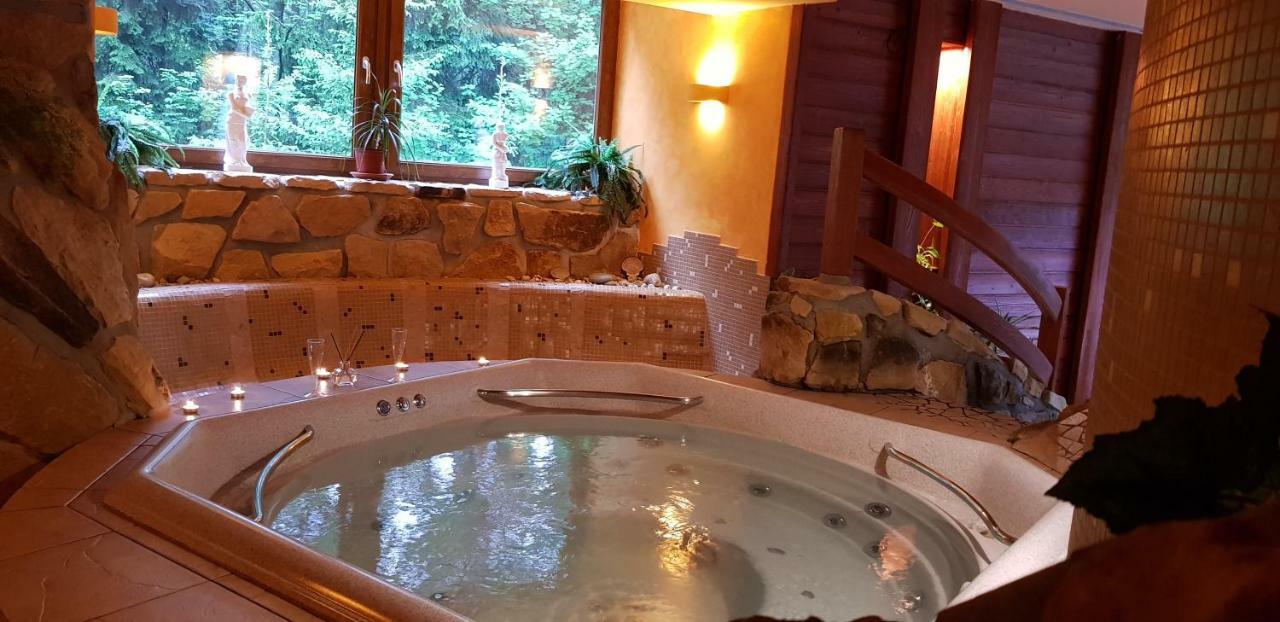 Hotel Velveta Szpindlerowy Młyn Zewnętrze zdjęcie
